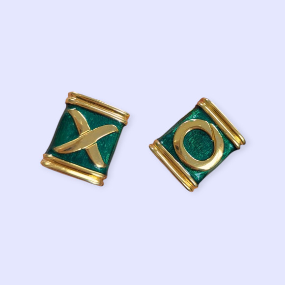 Whimsical XOs Kisses Clip-on Guilloche Enamel Goldplate Stud Earrings - Picture 2 of 5